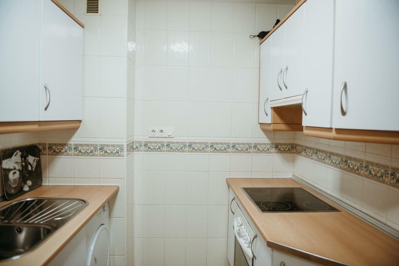 Apartamento Cala De Nerja-Lovely Bagian luar foto